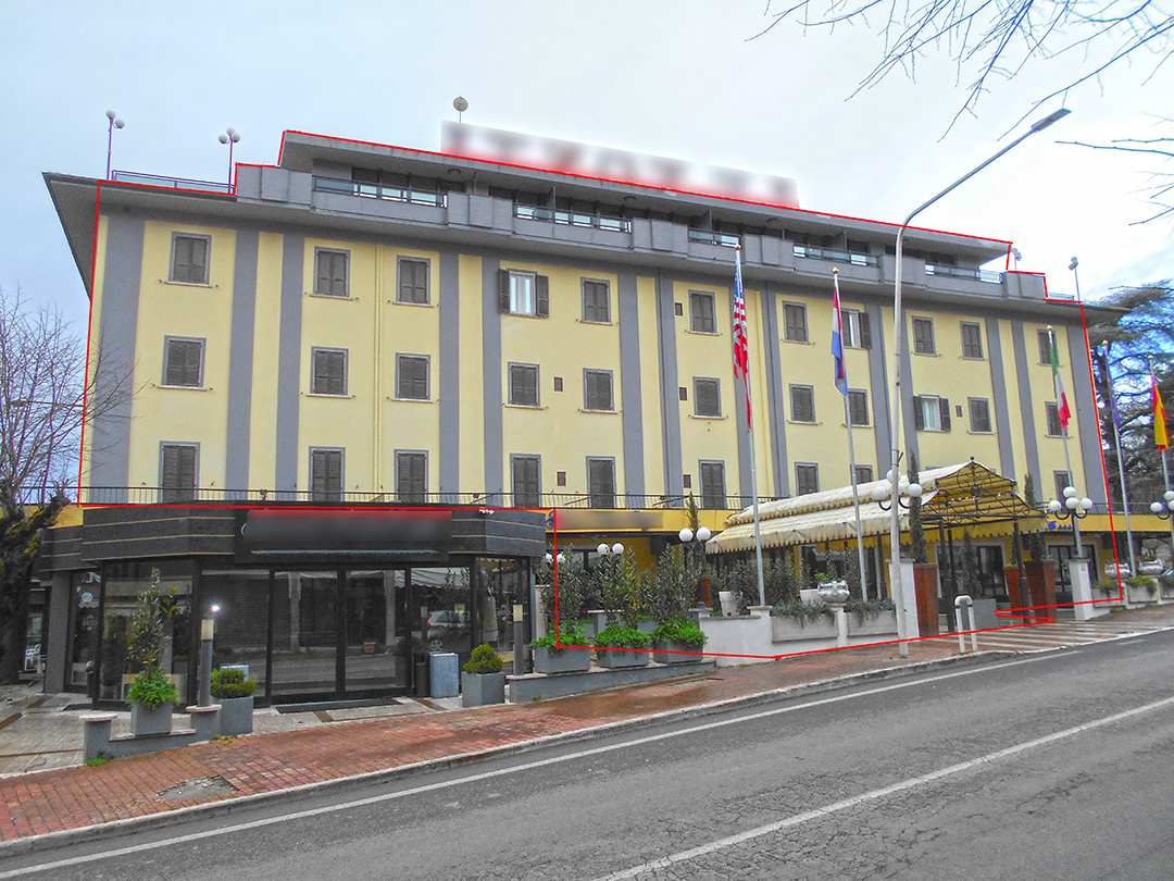 Aste   Alberghi e pensioni  - Albergo e abitazione a Chianciano Terme in Viale della Libertà