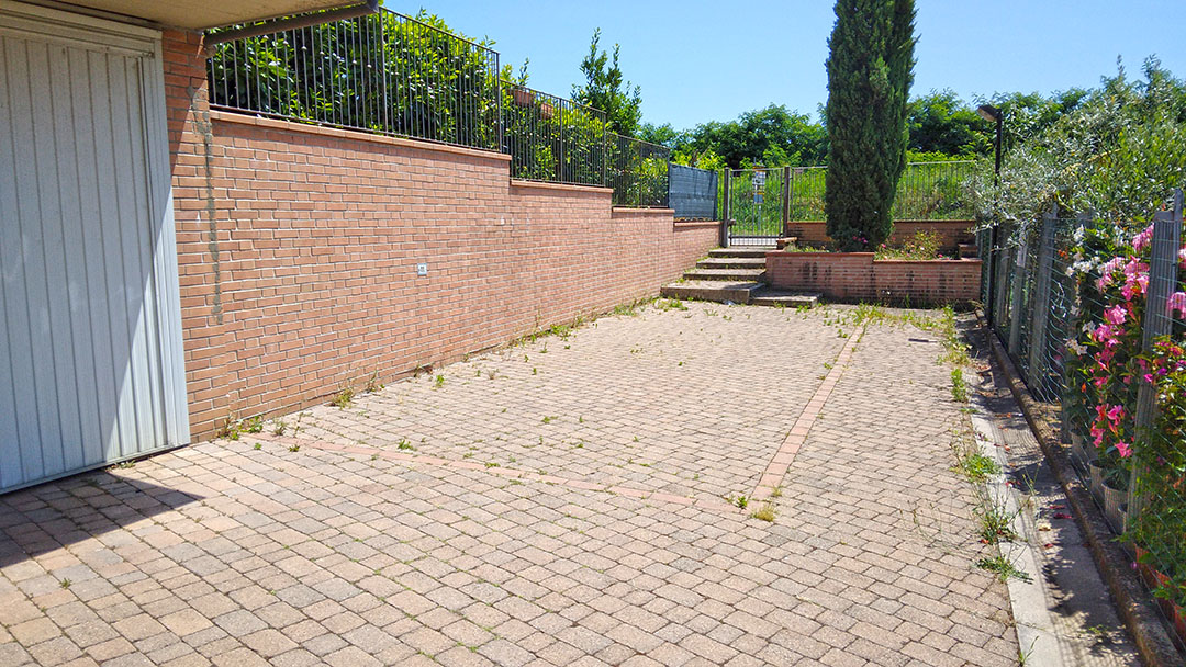 Aste   Garage o autorimessa  - Garage e posto auto a Montevarchi in Via di Terranuova - Lotto 4