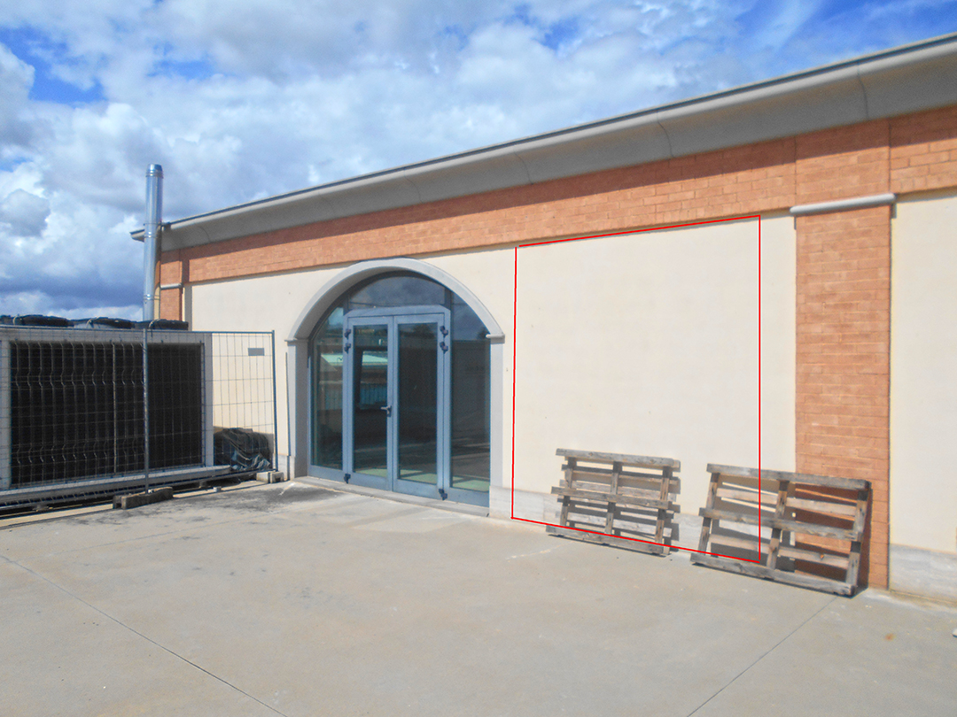 Aste   Negozio  - Locale commerciale a Foiano della Chiana in Via Farniole - Lotto 18