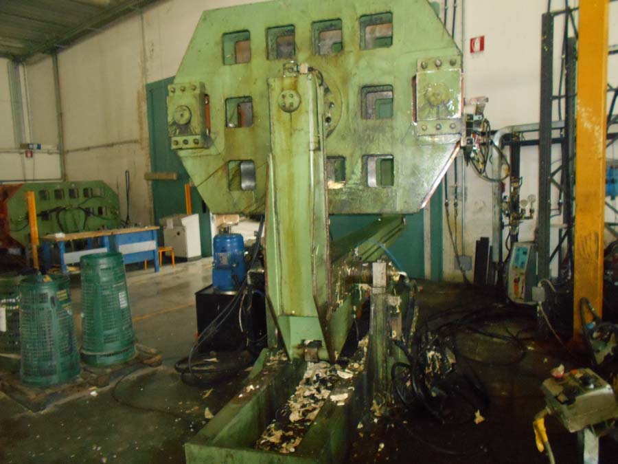 Aste   Macchinari per la lavorazione della plastica e gomma  - Lotto N. 12) Pressa ad arco Sepim 180 t.   GARA ONLINE 5 DICEMBRE 2025