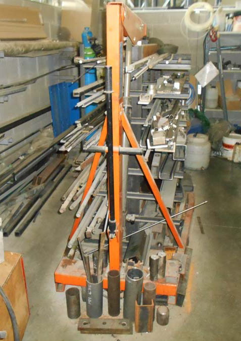 Aste   Apparecchi di sollevamento  - Lotto N. 129) Gru OMCN   gara online 5 DICEMBRE 2025