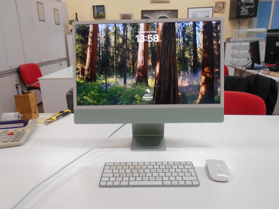 Aste   Computer e attrezzatura informatica  - Lotto 6) Desktop Apple 24'' iMac Anno 2021   GARA ONLINE 26 NOVEMBRE 2025