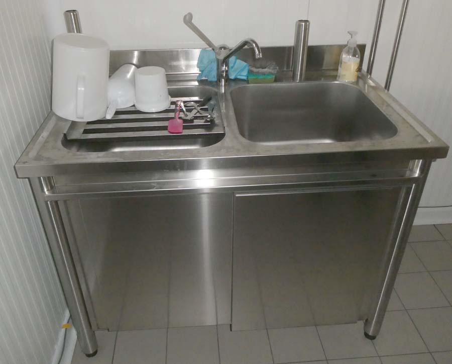 Aste   Arredi da ufficio e varie  - Lotto 32) Lavabo a due buche    GARA ONLINE 25 NOVEMBRE 2025
