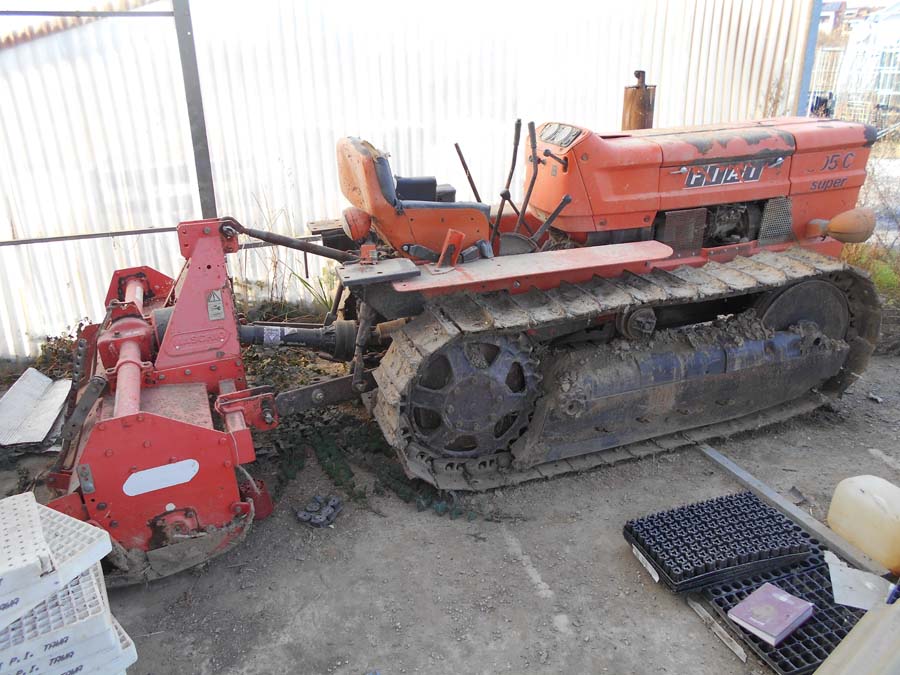 Aste   Macchinari per l'agricoltura, foreste e pesca  - Lotto 6, 11) Trattore cingolato Fiat 605C Super con fresa zappatrice    GARA ONLINE 27 GENNAIO 2026